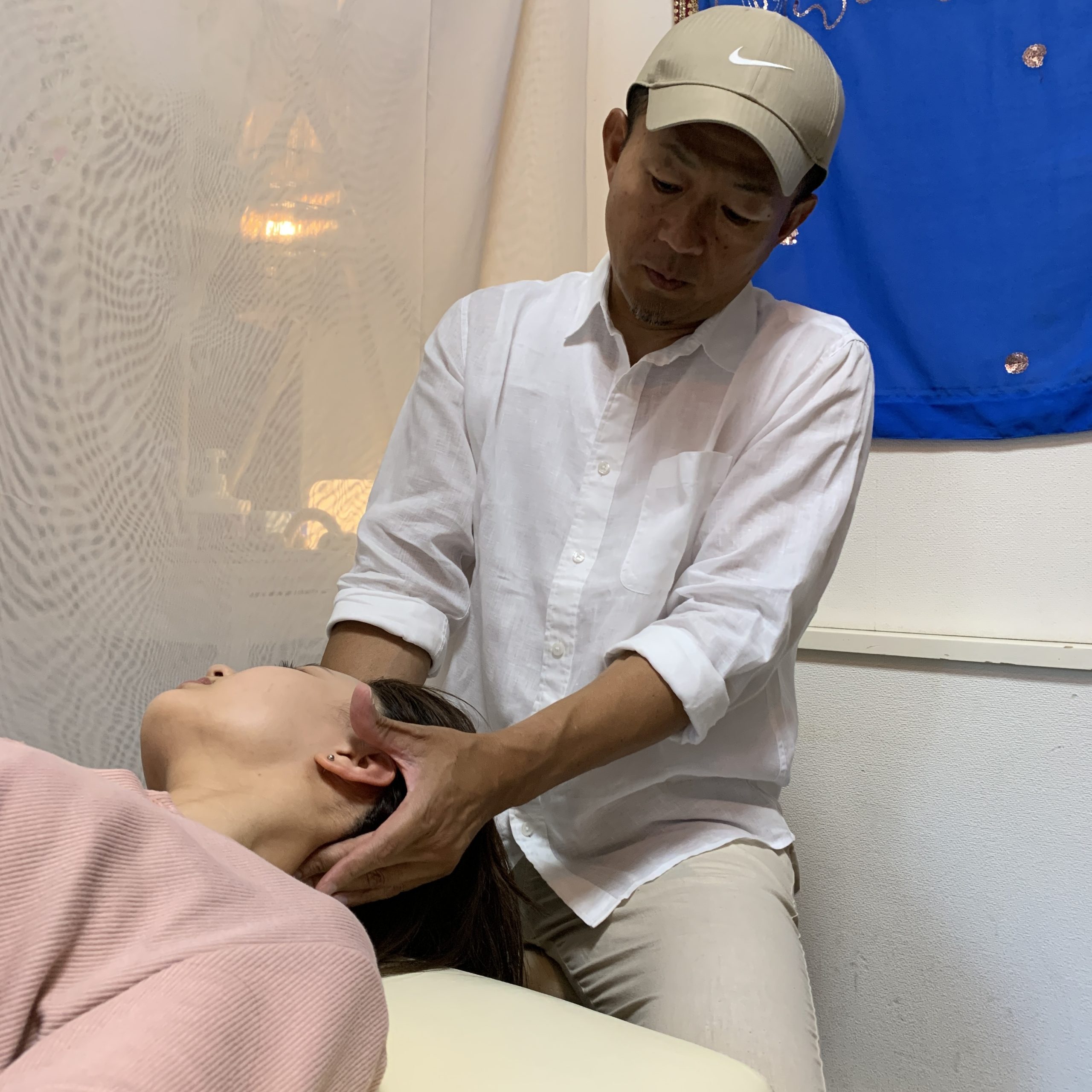 Chiropractic neck adjustment using activator instrument